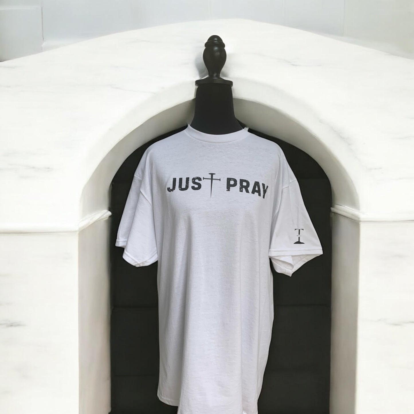 NEW !! "Just Pray" White T-Shirt (Men / Women) **Free Shipping**